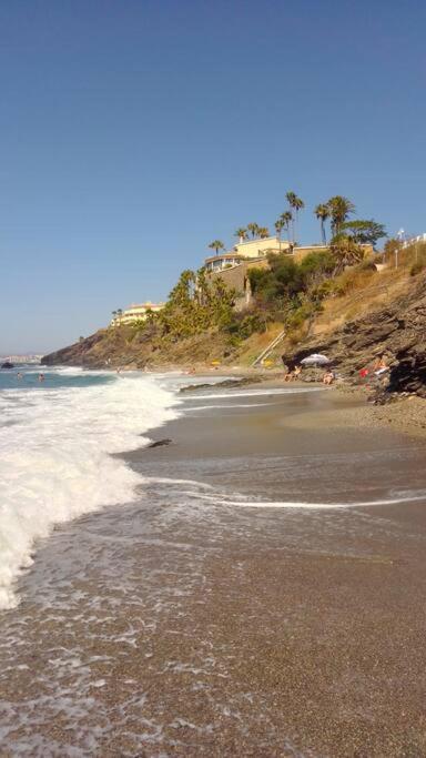 Bed and breakfast With Sea And Mountain Views En Piso Compartido 1 O 2 Personas *